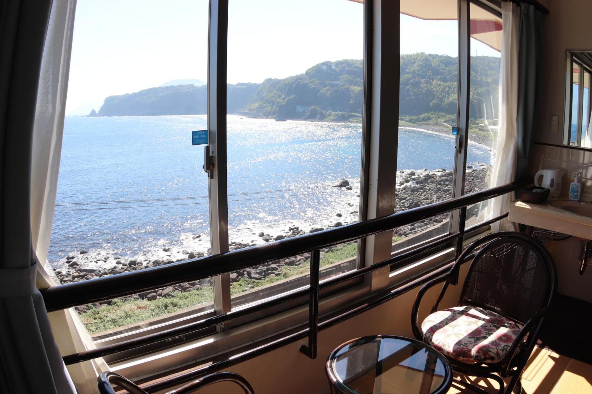 自家源泉の宿 竜宮の使い Ryugu No Tsukai Higashiizu Exterior photo